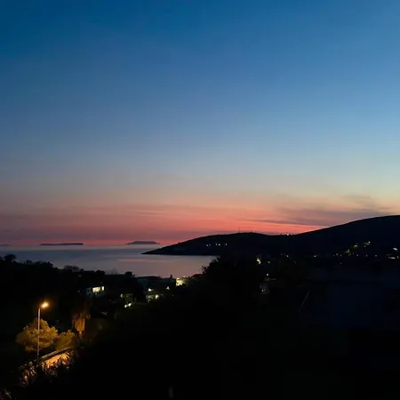 Fotis Apartamento Qeparo